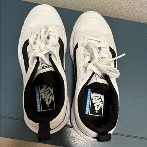 Vans UltraRange EXO shoes women’s 7.5